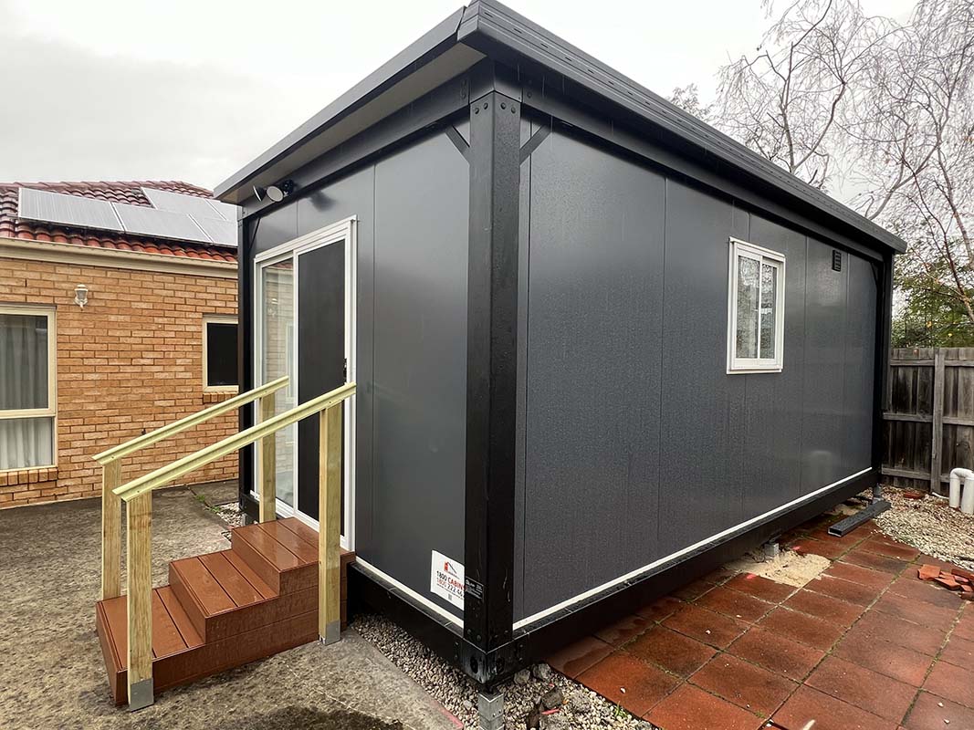 Real 1800 Cabins project